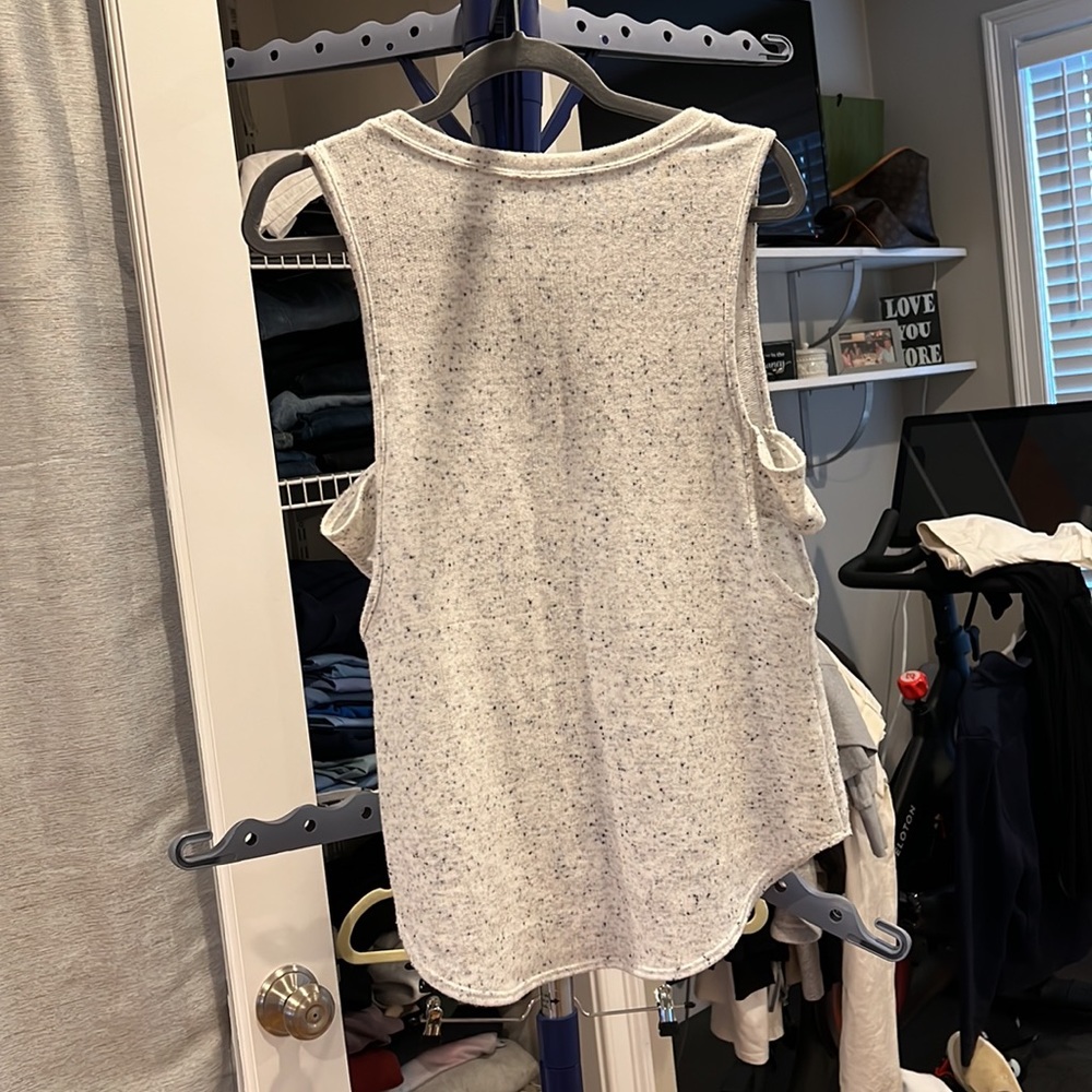 Top - Picture 3 of 3